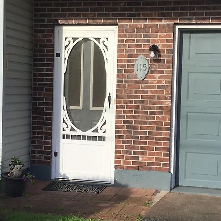 Guest Suites At Willowgreen Farm Summerside Exterior photo